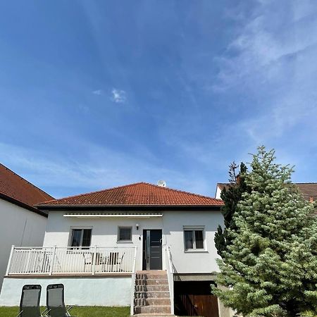Hotel Moerbischerhof Fertőmeggyes Kültér fotó